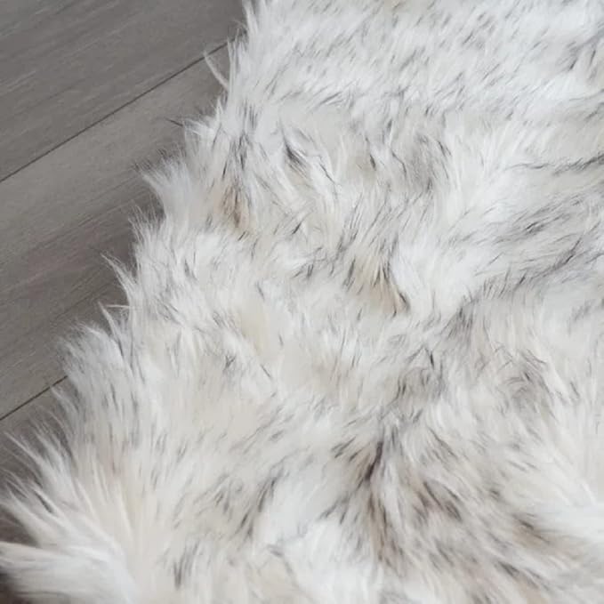 ORINOVA White and Grey Faux Fuzzy Fur Sheepskin Washable Area Rugs for Living Room 2x3 Boho Shag Nursery Rug Cute Home Décor