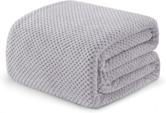 Exclusivo Mezcla Fleece Bed Blanket Twin Size, Super Soft and Warm Blankets for Couch, Sofa and Bed Waffle Textured, Cozy, Fuzzy and Lightweight (Light Grey, 90x66 Inches)