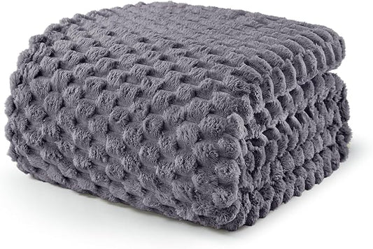 Exclusivo Mezcla Fleece King Blanket for Bed, Extra Large Fuzzy Dark Grey Bed Blankets, Soft Cozy Plush Sofa Throws for All Seasons, 90x104 Inches