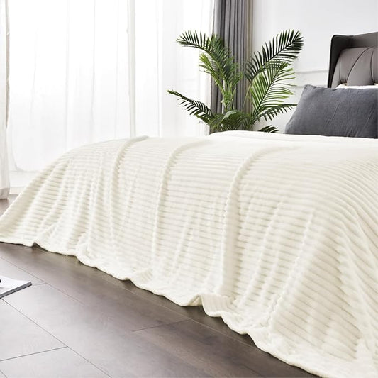 BEDELITE Fleece Blanket Full Size – 3D Ribbed Jacquard Soft and Warm Decorative Fuzzy Blankets – Cozy, Fluffy, Plush Lightweight Throw Blankets for Couch, Bed, Sofa(Cream, 84x90 inches)