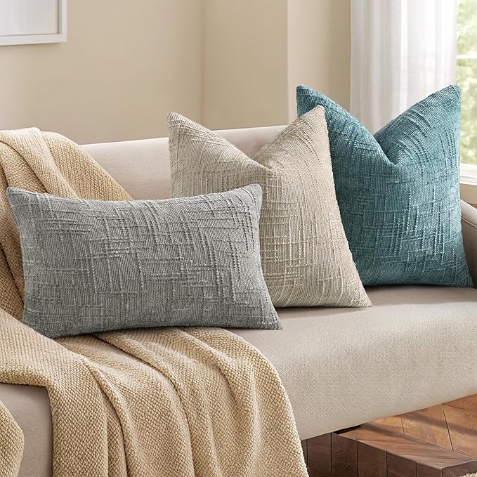 decorUhome Light Brown Chenille Throw Pillow Covers 12x20 Set of 2 Textured Soft Cozy Slubby Couch Pillow Covers Modern Farmhouse Boho Decorative Pillow Cases for Bed Sofa Living Room