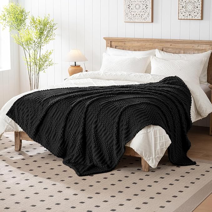 50x70 Inch Black Throw Blanket - Soft & Fluffy Fleece, Cute & Aesthetic, Perfect for Sofa, Couch, Chair, Bed, Living Room & Bedroom, All-Season Use, Plush & Cozy Decorative Blanket