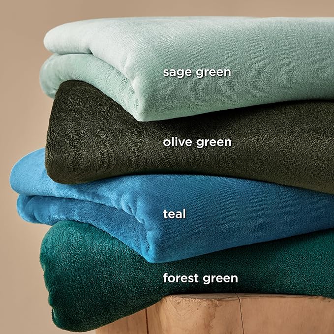 Bedsure GentleSoft Twin XL Fleece Blanket Dorm Bedding - Lightweight Soft Cozy Blankets for Bed, Sofa, Couch, Travel, Camping, Sage Green, 66"x90"