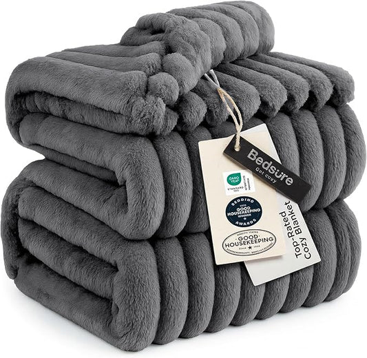 Bedsure GentleSoft Frost Gray Full Blanket for Bed - Cozy Soft Blankets for Women, Cute Large Throws for Girls, 84x90 Inches