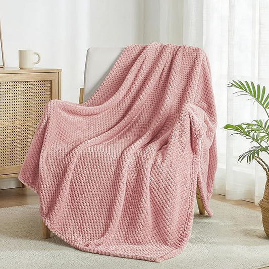 Exclusivo Mezcla Fleece Throw Blanket Extra Large, Super Soft and Warm Blankets for Couch, Sofa and Bed Waffle Textured, Cozy, Fuzzy and Lightweight (Dusty Pink, 50x70 Inches)