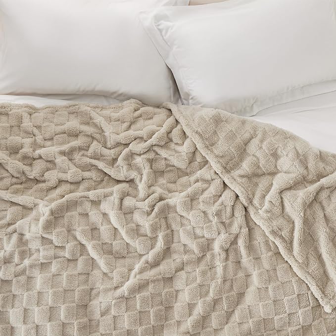 Bedsure GentleSoft Blankets Queen Size for Bed - Super Soft Cozy Blanket for Kids Girls, Large Fuzzy Fleece Throw for Bedroom Decor, Neutral, 90x90 Inches
